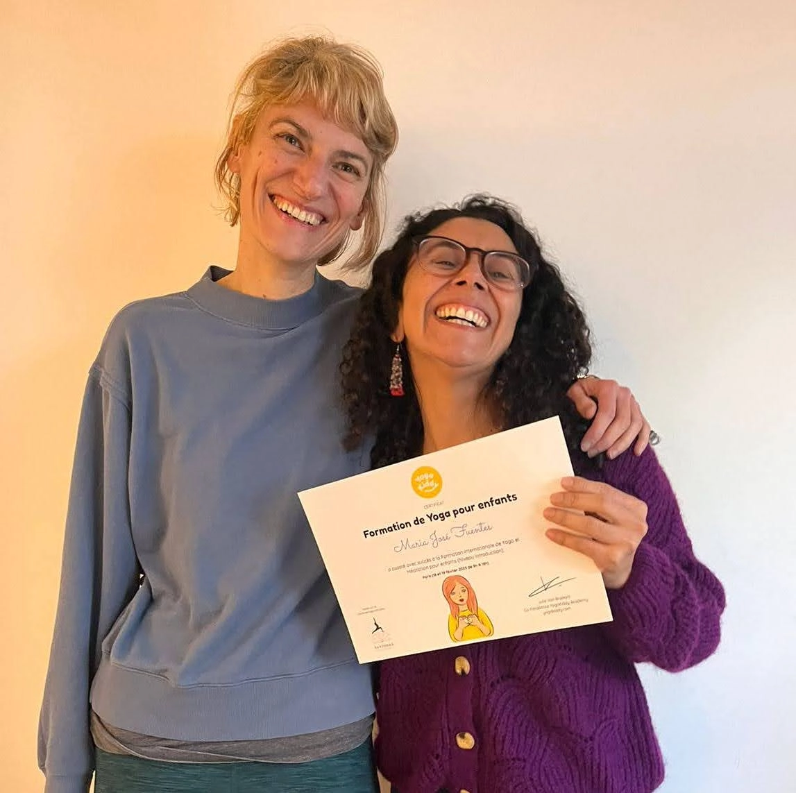 Cérémonie de remise des diplômes de professeur de yoga pour enfants