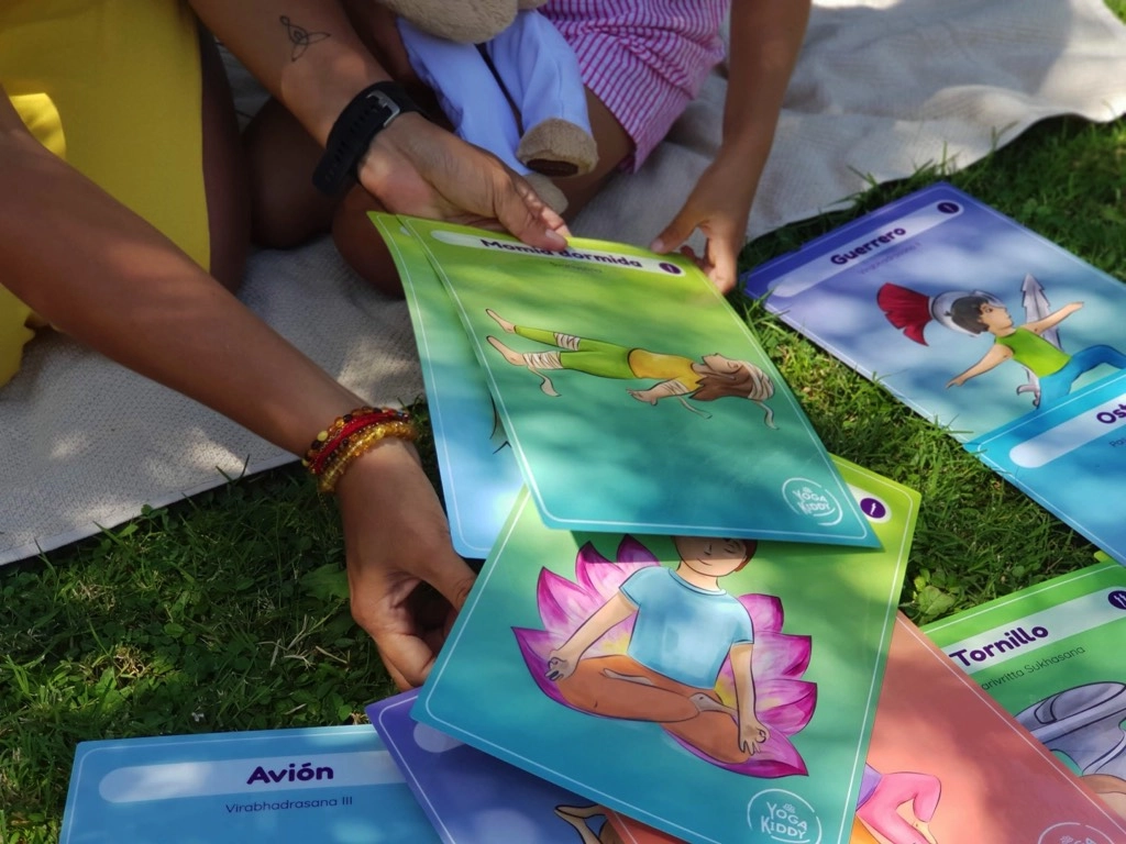 Cartes de yoga imprimables : Conseils et astuces pour une expérience enfantine enrichissante